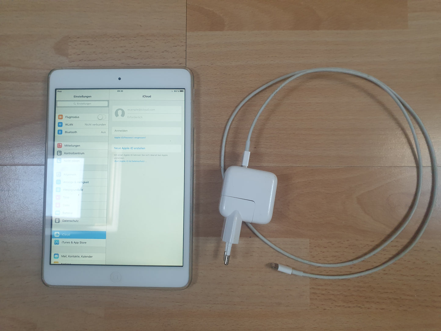 Apple Ipad Mini A1432 - 16GB Speicher - Weiß Wi-Fi