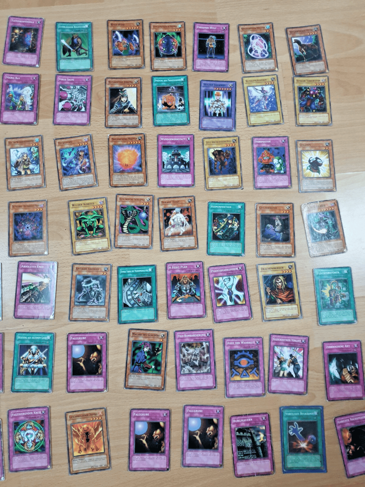 Yugioh Karten Sammlung etwa 300 Karten - Cyber End Drache - Sündenböcke - Holo - azuracht.de